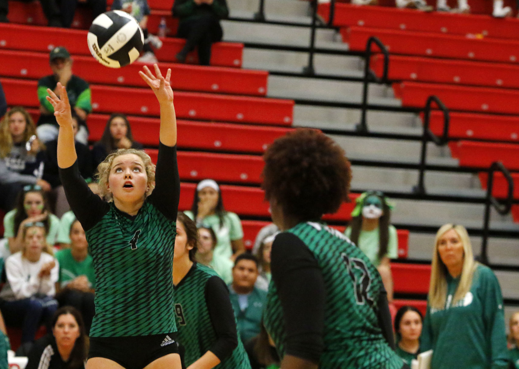 4A volleyball sectional final: Crown Point vs. Valparaiso